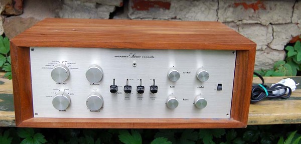 Ламповый предусилитель Marantz Model 7 Ламповый предусилитель Marantz Model 7